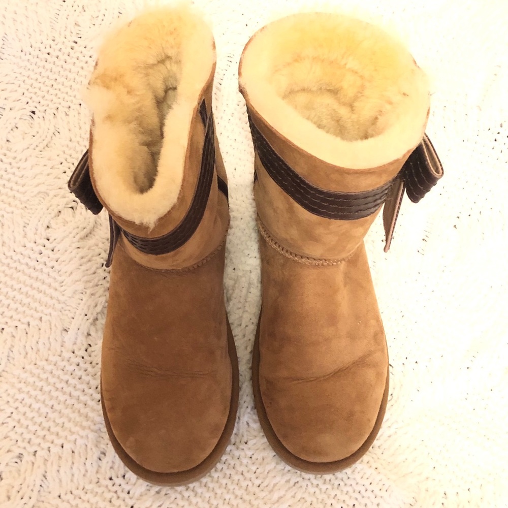 UGG Josette Leather bow boots 8